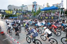 고양특례시에서 초대형 도심형 자전거대회 ‘킹오브트랙’ 열려 기사 이미지
