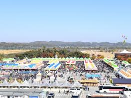 제28회 파주장단콩축제, 재래장터 참여 농가  기사 이미지