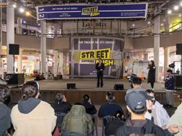 이동환 고양특례시장 ‘고양 스트릿 러쉬 in 라페스타’ 레이스 참가자 응원 기사 이미지