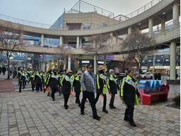 일산동부서, 2025년 연말연시  민·경 합동순찰 및 위력순찰 실시...  기사 이미지