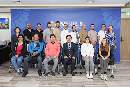 고양특례시의회, 프랑스 태권도 아카데미 관계자 만나 문화·체육 교류 의미 나눠